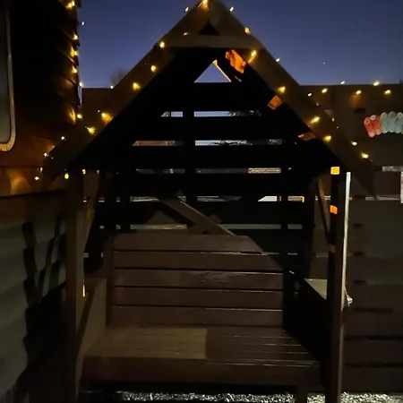 Donegal With Hot Tub Option *