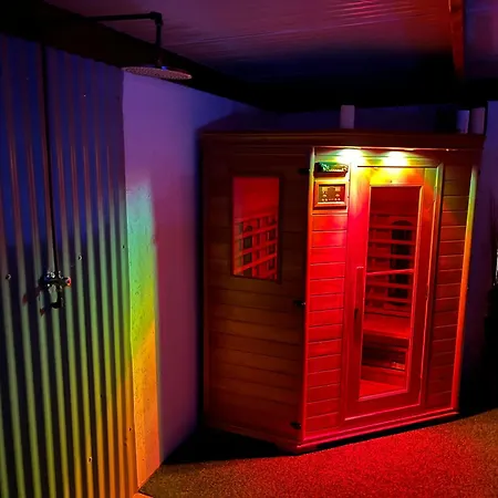 Donegal With Hot Tub Option