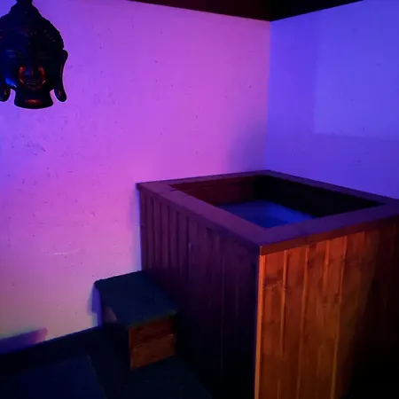 Chalet Donegal With Hot Tub Option